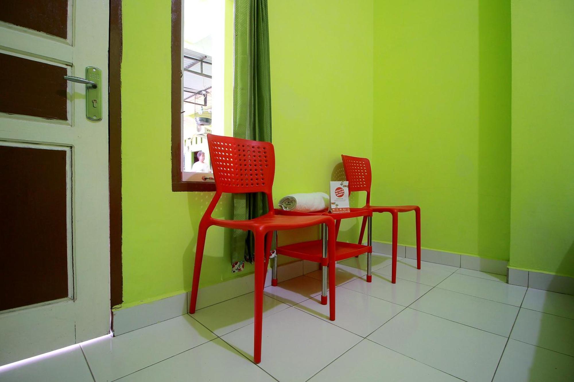 OYO 2585 Sherren Guest House Lubuklinggau Exterior foto