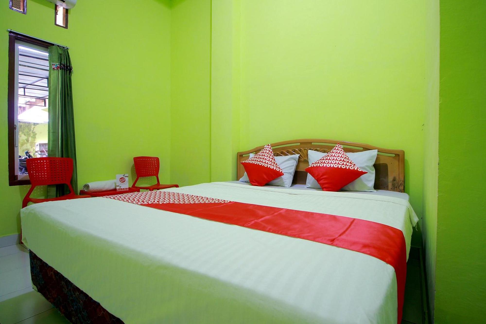 OYO 2585 Sherren Guest House Lubuklinggau Exterior foto